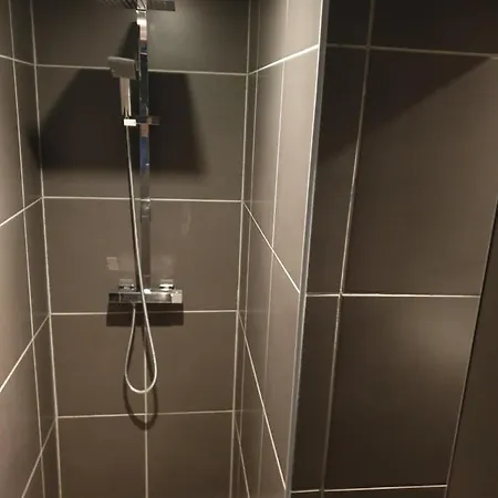 Le Marsouin Nyaraló